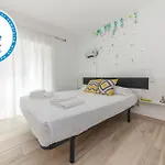 M - Martin & Tomas 3* Lagos