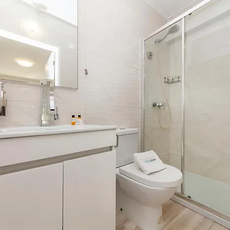 Guest house M - Martin & Tomas Lagos